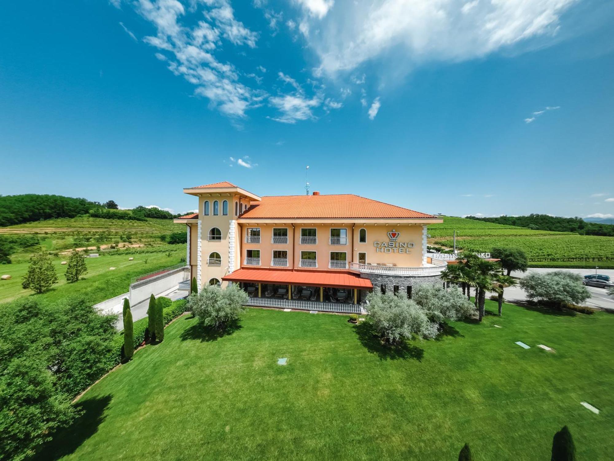 Hotel Venko Dobrovo Exterior foto