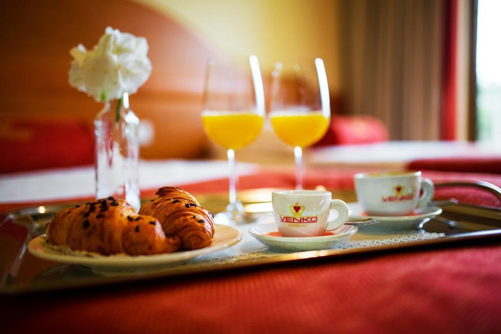 Hotel Venko Dobrovo Habitación foto